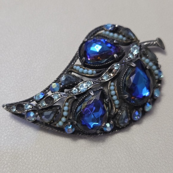 Florenza Jewelry - Vintage FLORENZA Signed Blue Vitrail Rhinestone Faux Pearls‎ Leaf Brooch AS IS